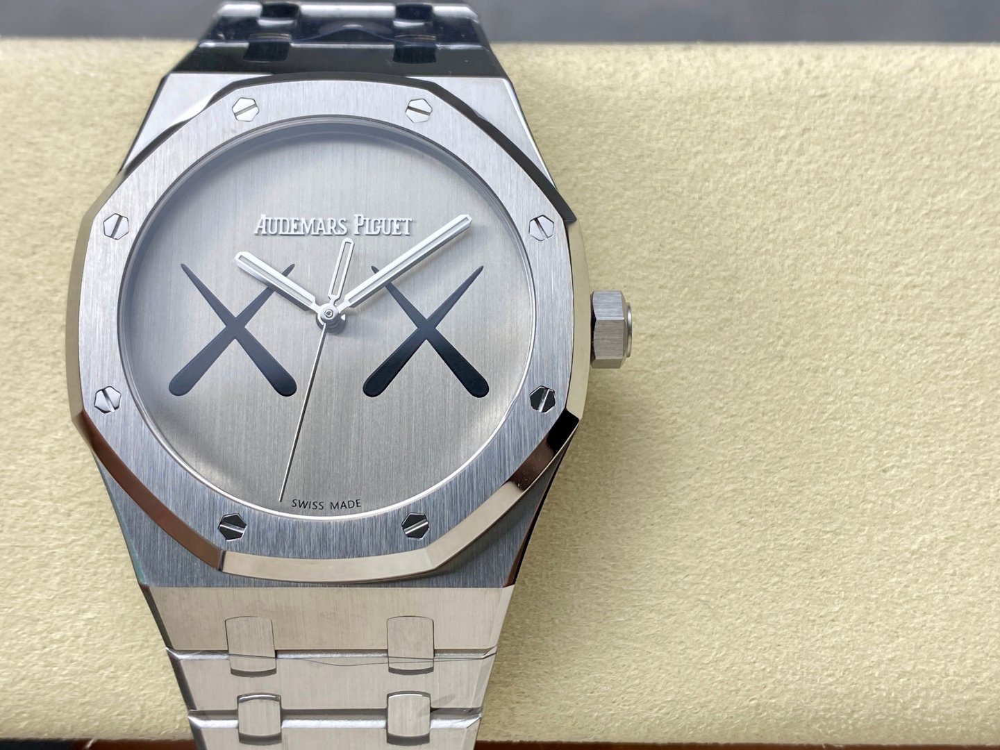 AP RO KAWS 41mm - 图片 2